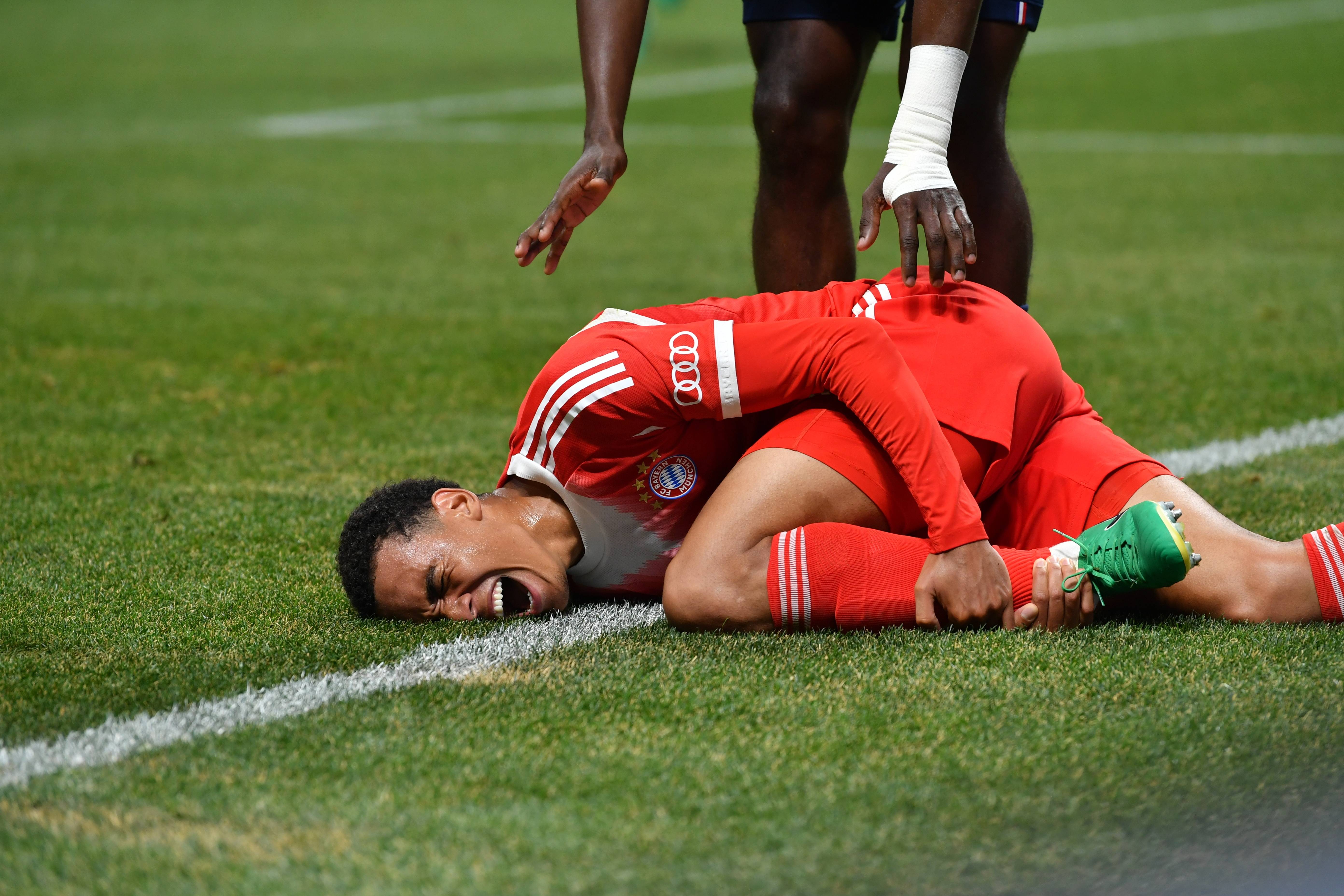 关于感动瞬间：世界足球盛事揭幕，欲呕心声马千里！的信息